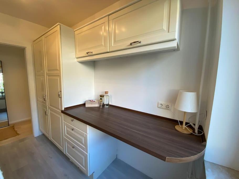 Country Style Apartment With Balcony Near Fair Hannover Eksteriør billede